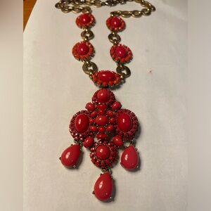 Stella & Dot Sardinia statement necklace w removable pendant.